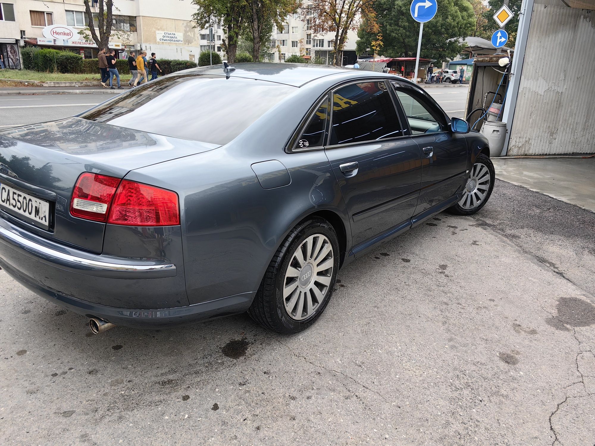 Продавам Audi A8L 4.2 ЛИЗИНГ газ/бензин
