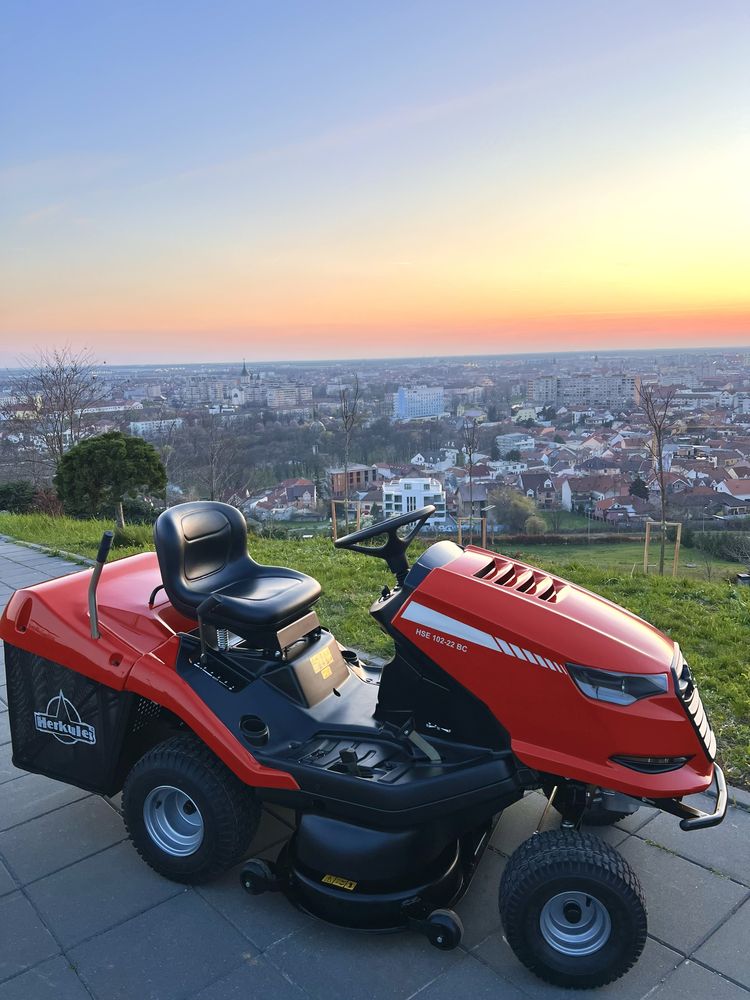 Tractoras de tuns iarba Herkules Nou