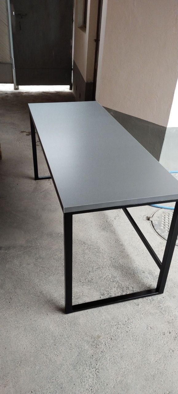 Loft mebel 300 ming dan boshlab buyurtma asosida tayorlaymiz