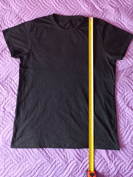 Черна мъжка тениска