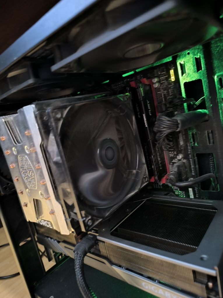 i7 8700k,z370v2 aorus , huperx16x2 и башня
