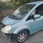 Vând renault grande modus avariat