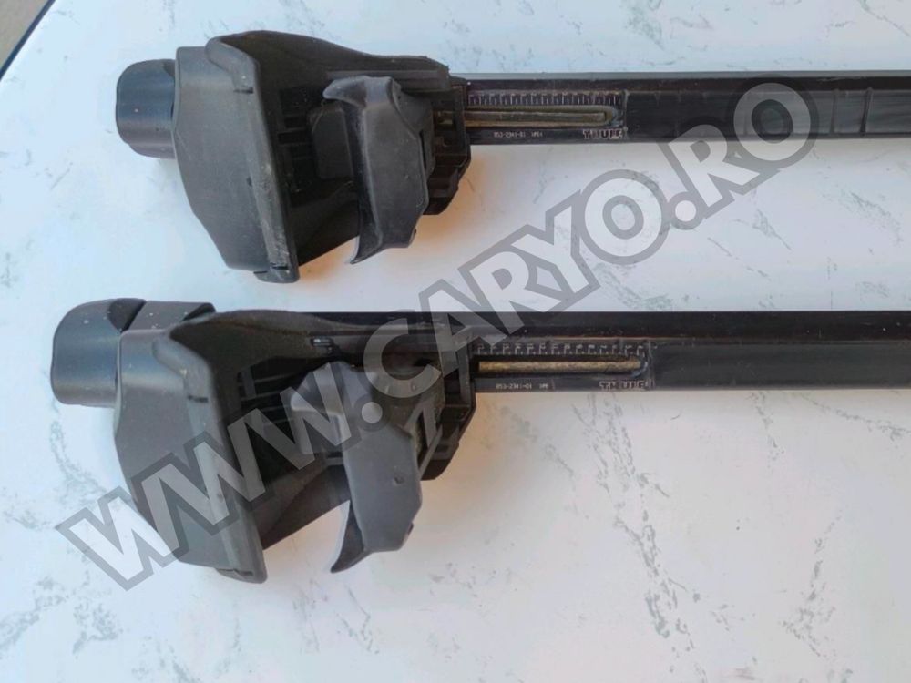Thule SquareBar Raised Rails second-hand
