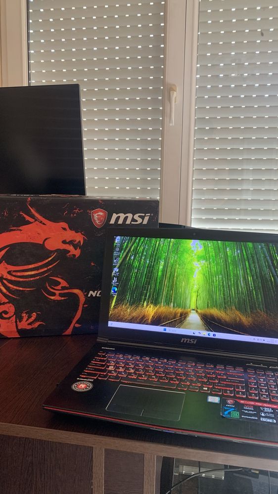 Laptop Gaming MSI GE62VR Apache Pro – i7, GTX 1060, 16GB RAM, SSd+HDD