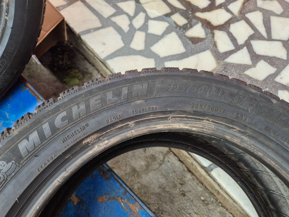 2 Anvelope de IARNA 225/50/17 - Michelin Stare BUNA DOT 2019 !