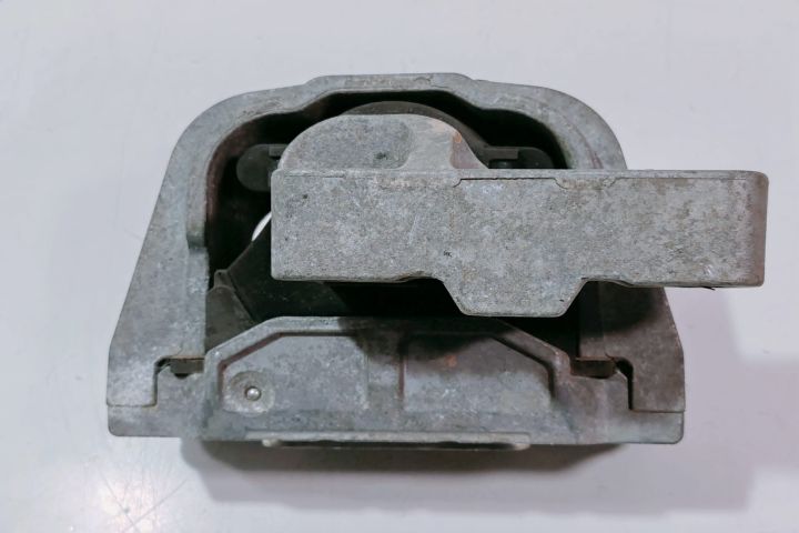 Suport motor 1K0199262AT Volkswagen VW Golf a 5-a generatie