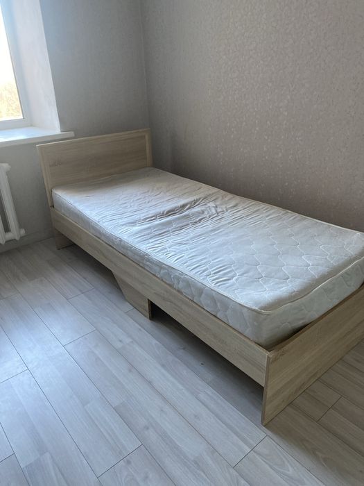 Одно спальное кровать 2 шт