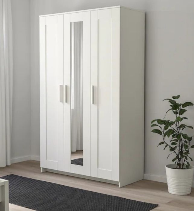 Продам шкаф  Икеа плательный б/у