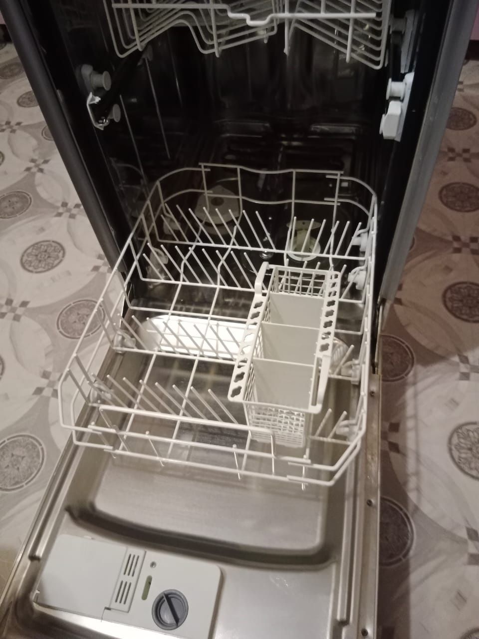 Продам посудомоечная машина