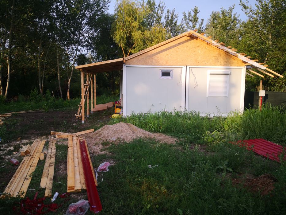 Reparatii acoperis montaj tigla metalica tigla ceramica