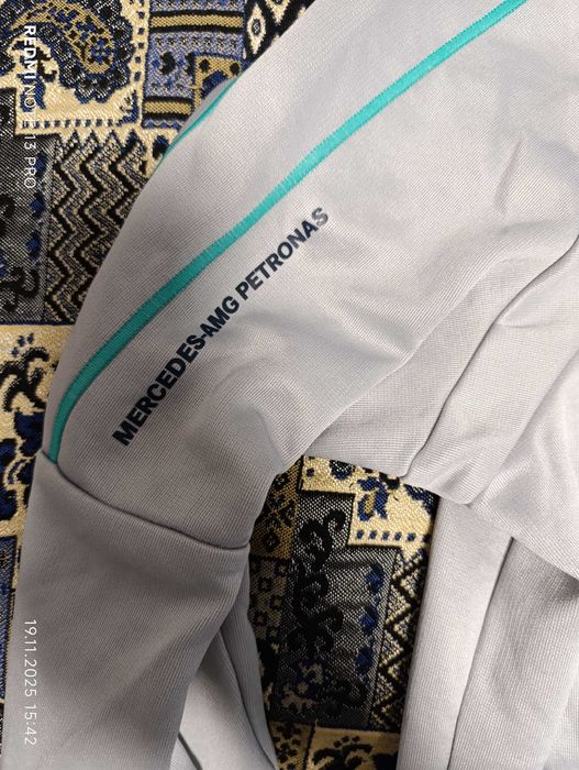 Puma MERCEDES AMG PETRONAS''оригинално мъжко горнище ХЛ размер