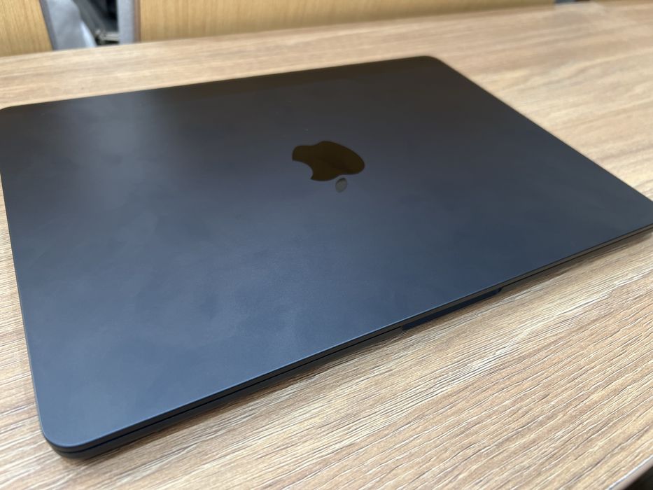 macbook air m4   16/256