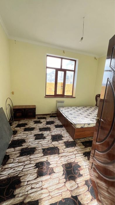 3 xonali dom sotiladi