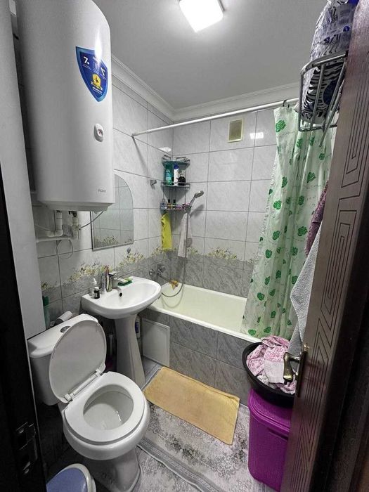 Санъат саройи яқинида 2 каватда 1 хонали АРКА