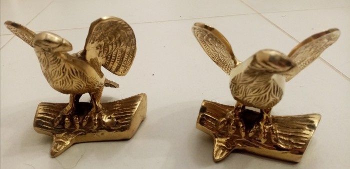 Sculpturi deosebite din bronz vulturi
