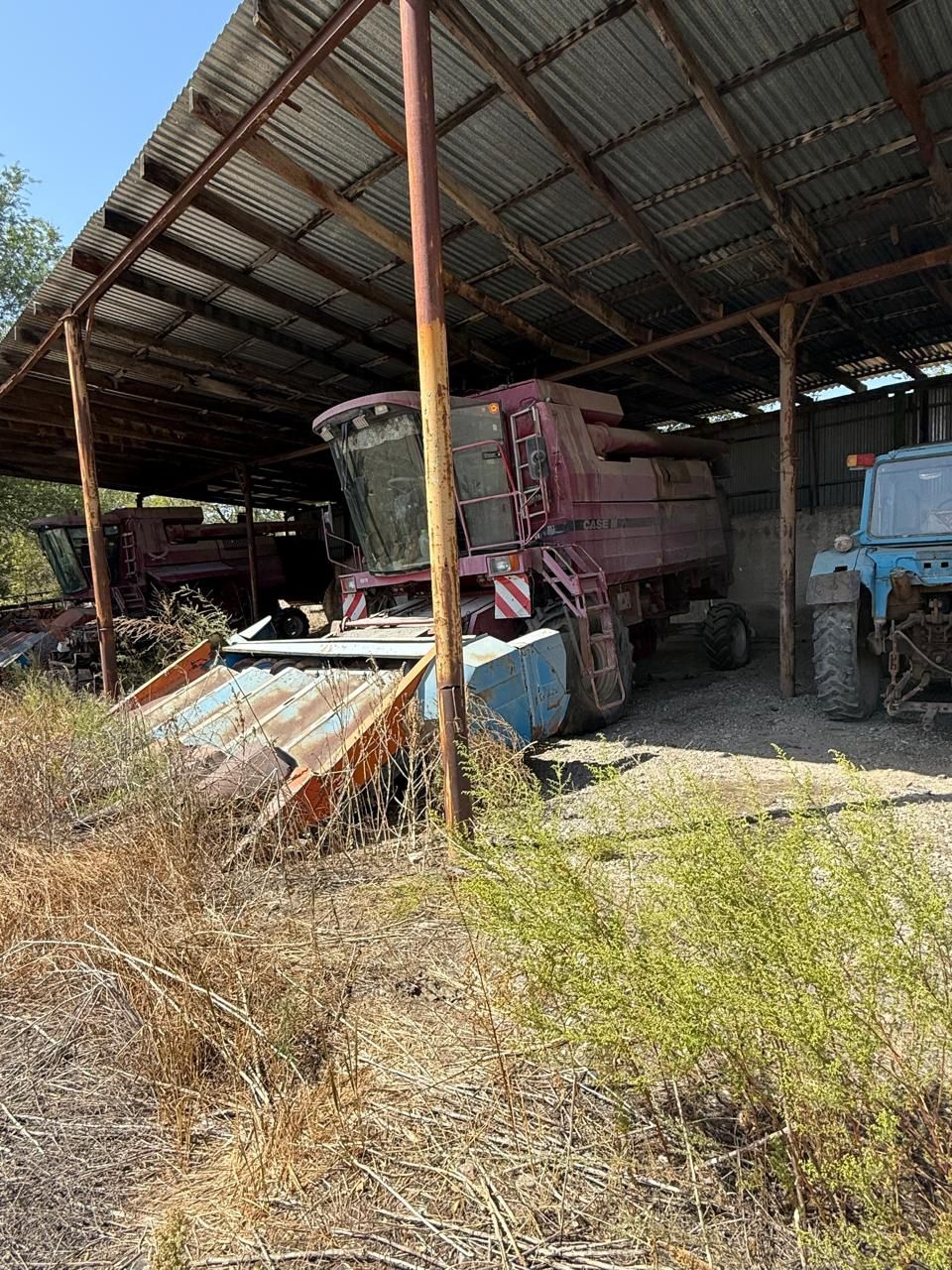 Продам комбайны 2 штуки