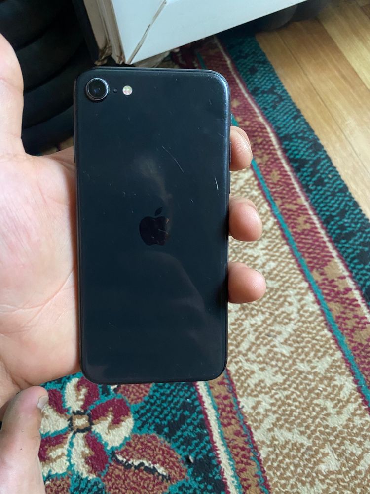 Iphone se 2020 айфон се 2020