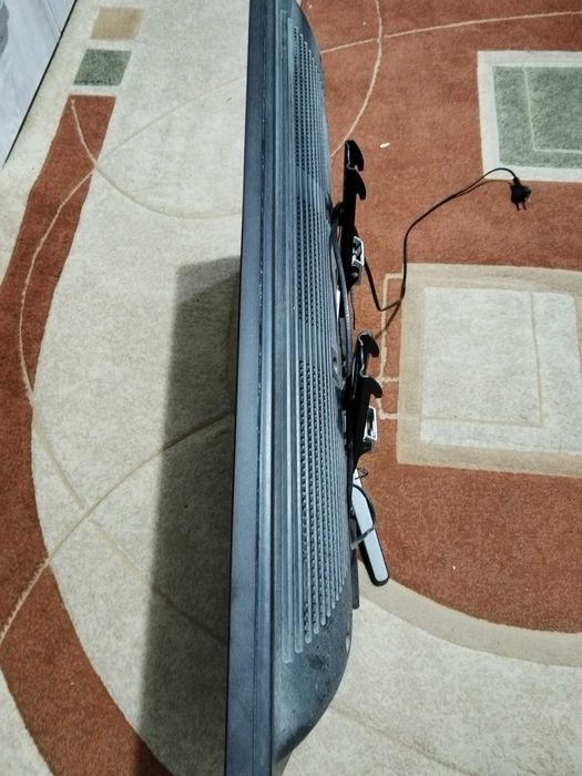 TV LG folosit doar pe PS