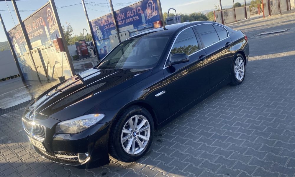 Vând BMW F10 520d
