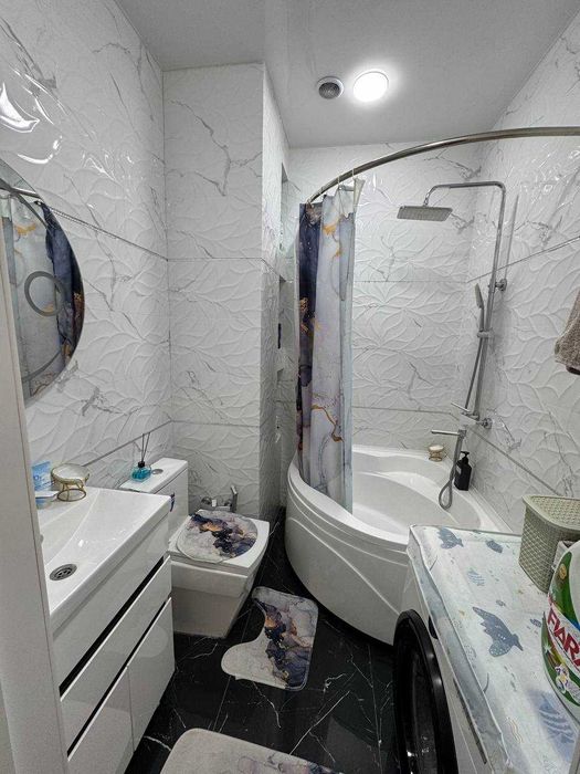 Продаётся квартира 3/3/7 ЖК "Ок Сарой" (Паркентский рынок), 97м2