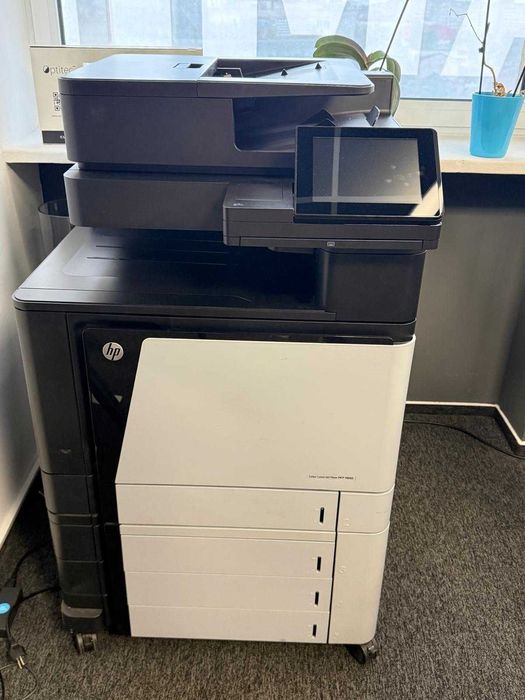 Imprimanta A3 HP Color LaserJet Enterprise Flow MFP M880