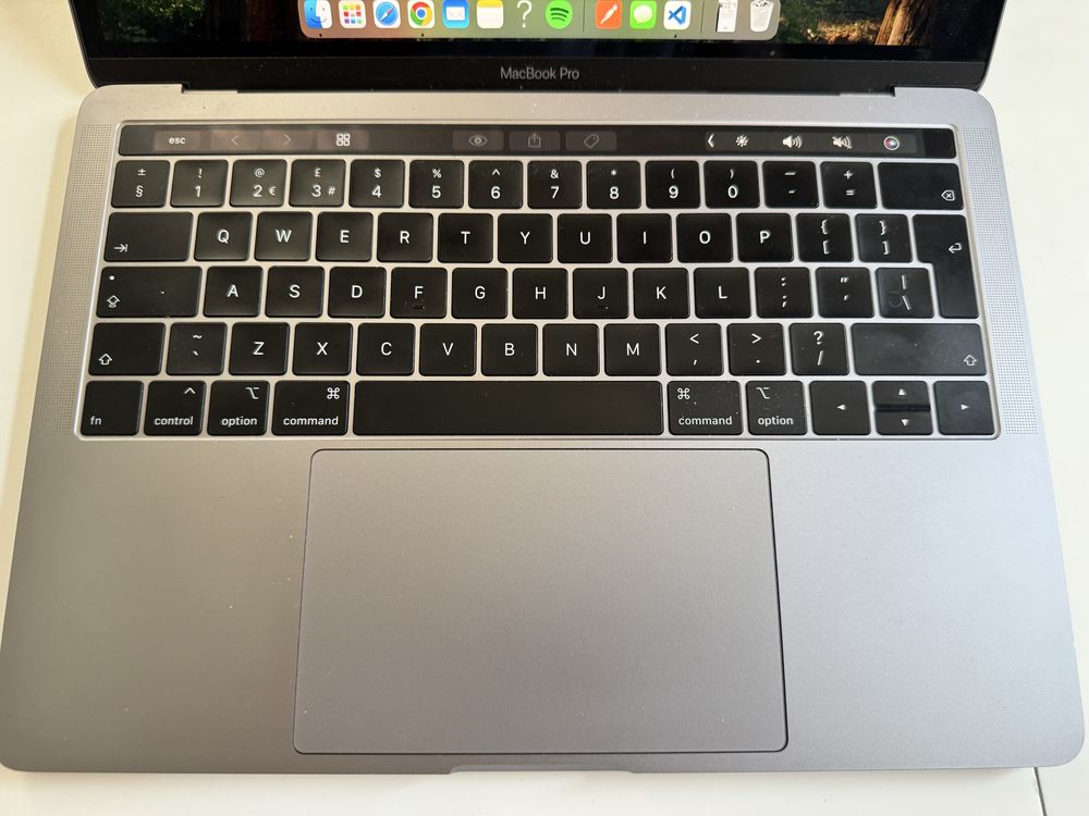 Macbook pro 13inch 2019 | 16GB 512SSD Нова Батерия