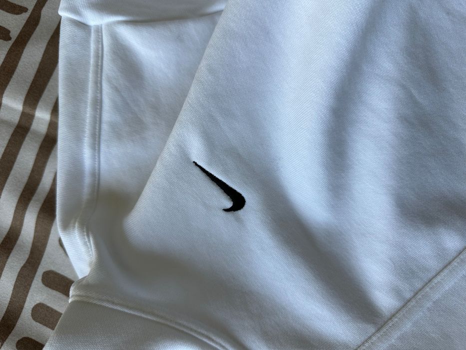 Бяло дълго худи Nike