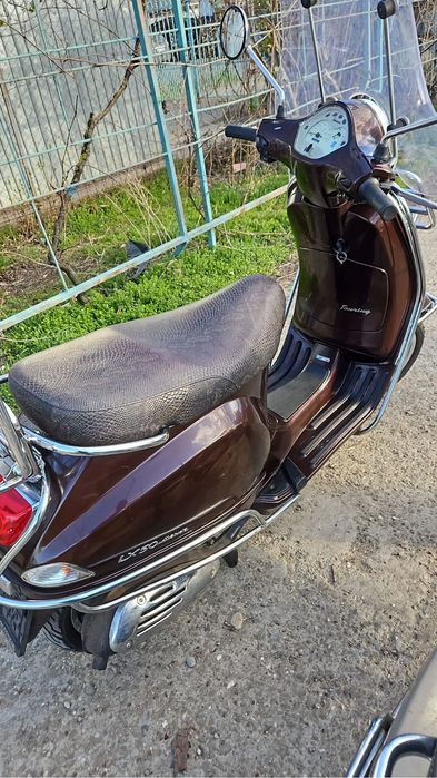 Vespa Touring 2013