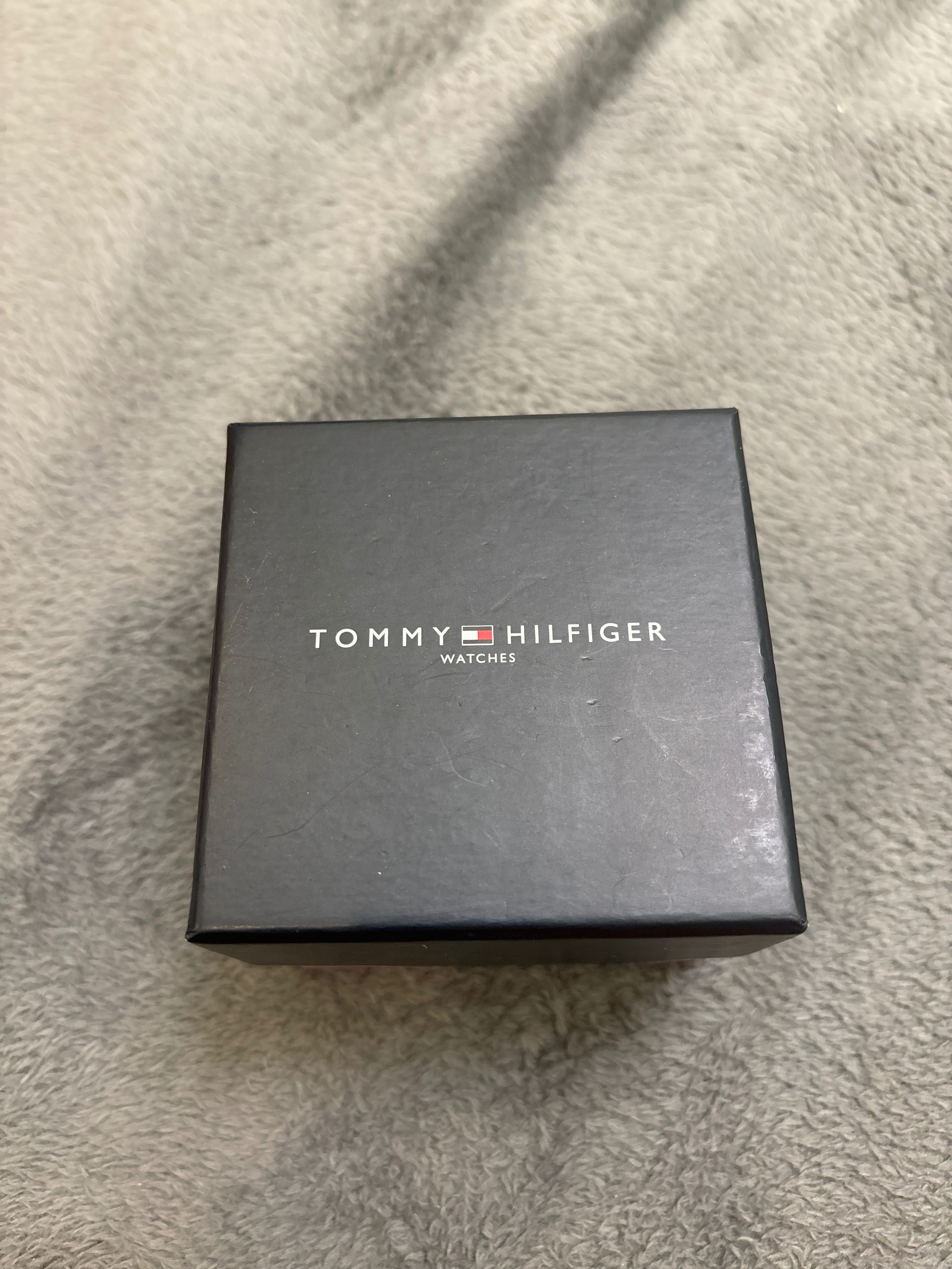 Часовник Tommy Hilfiger Decker