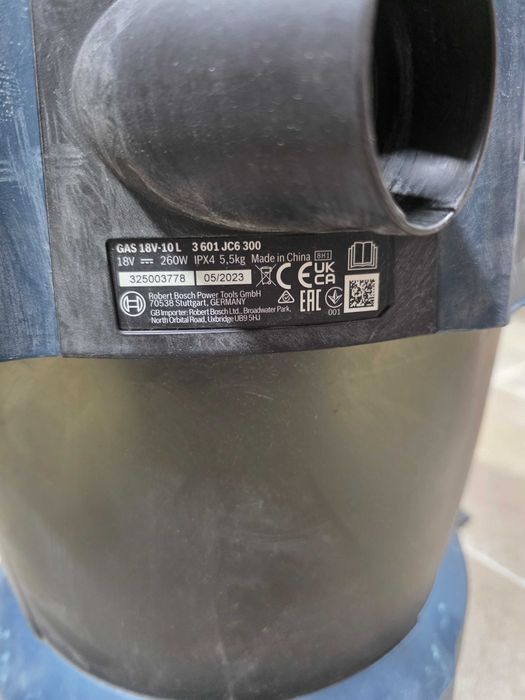 Aspirator cu acumulator Bosch Profesional GAS 18V-10 L