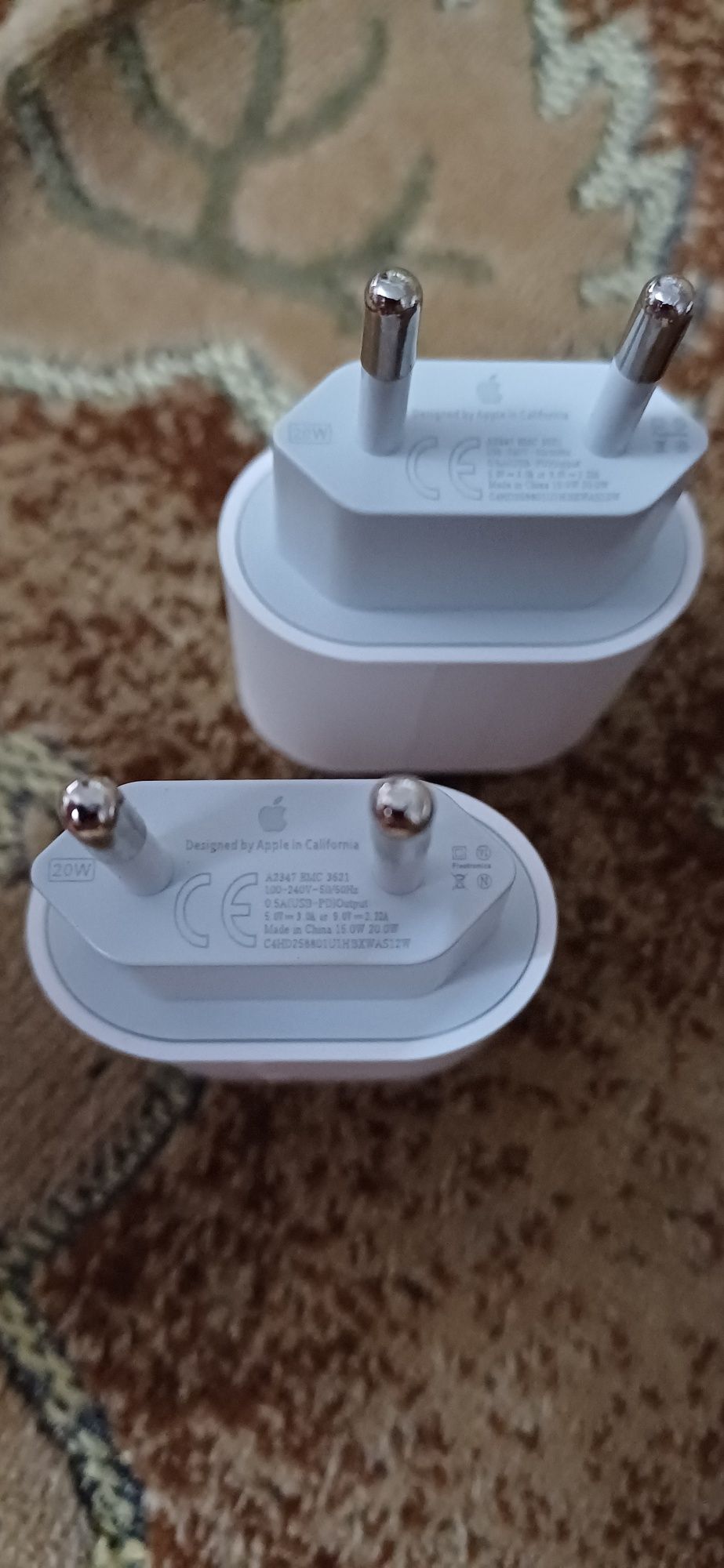 Зарядное устройство Apple 20W USB-C Power Adapter белая.