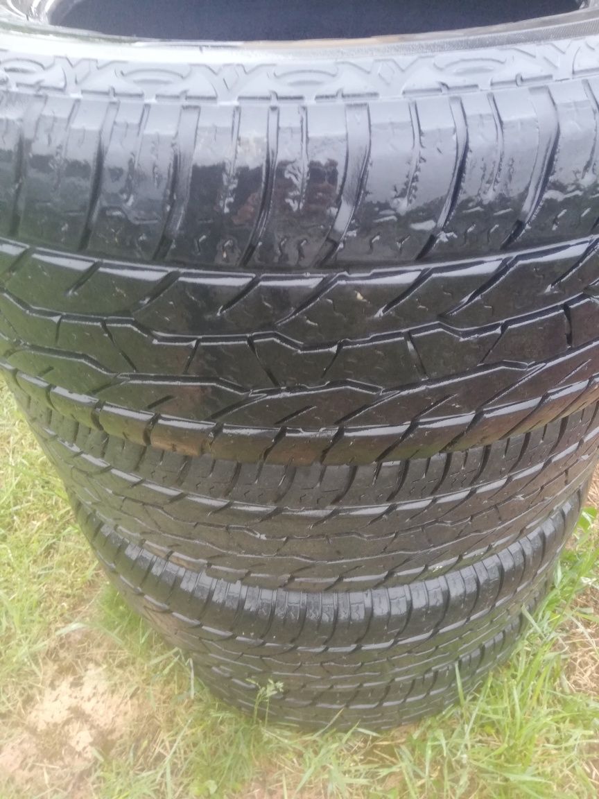 Vand 4 anvelope Maxxis Bravo