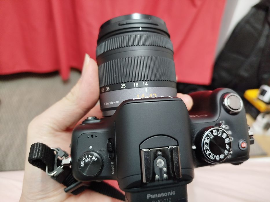 Panasonic Lumix G10 Mirrorless