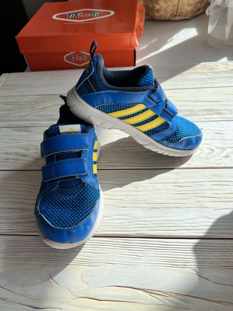 Детские кроссовки Adidas оригинал