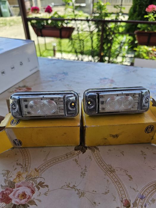 Lămpi gabarit Hella