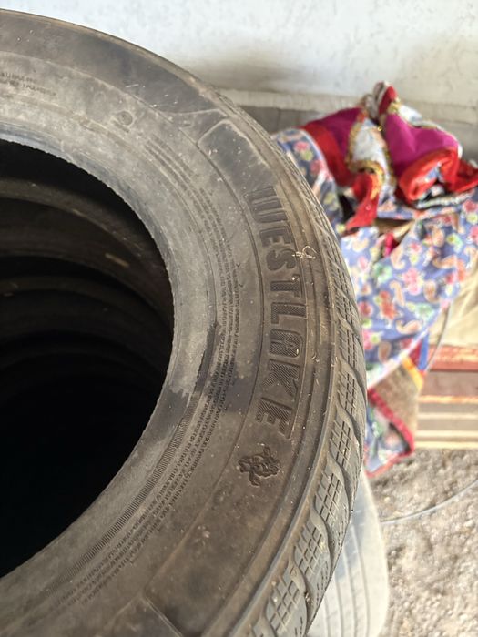 Продам зимнюю резину р14