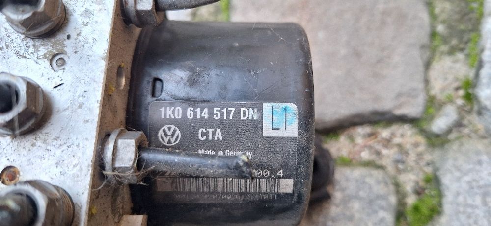 ABS VW - 1K0 -         907  -        379     BK
Цена 200лв
Гаранция 30