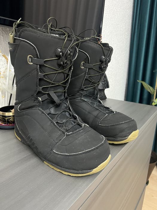 Booti snowboard Nitro Rival 44