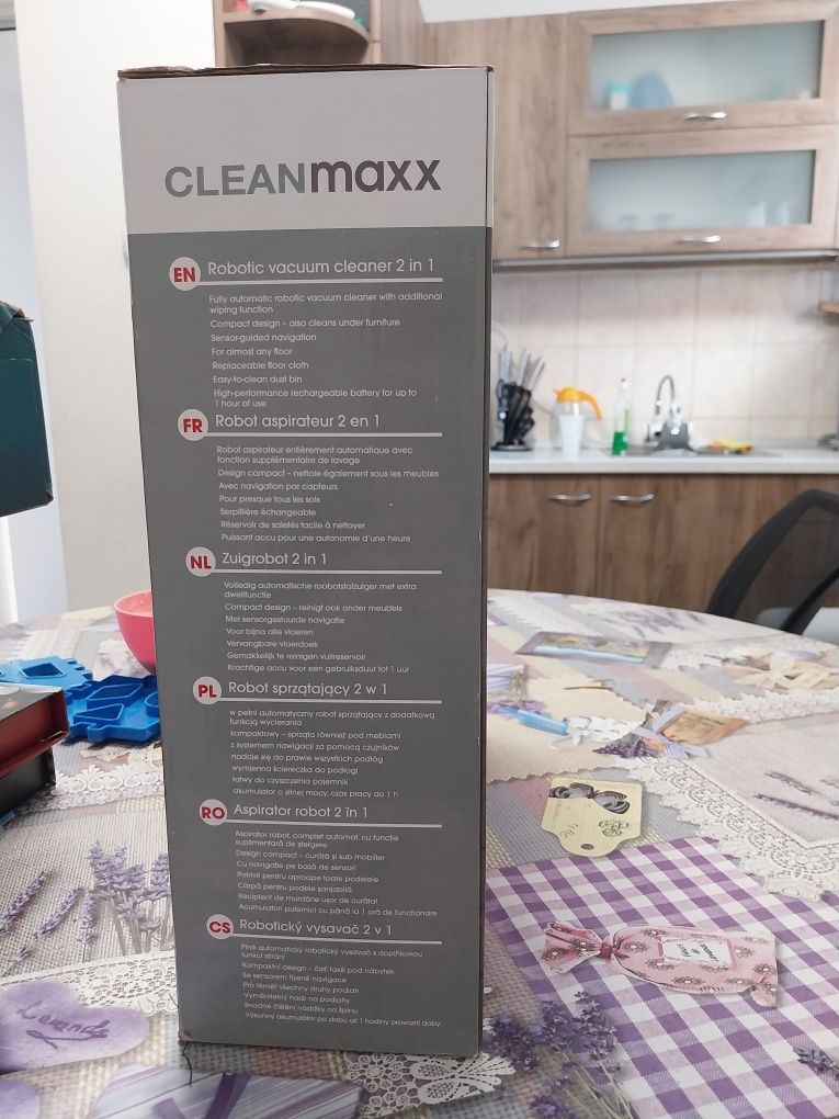 Прахосмукачка робот CleanMaxx