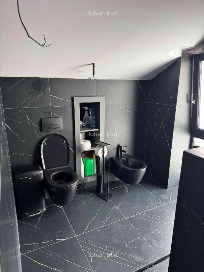Vand casa construita la standard pasiv