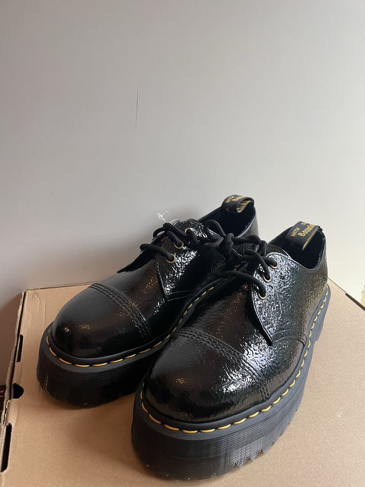 Уникални обувки лоуфър Dr. Martens 2бр. 38 и 42 номер