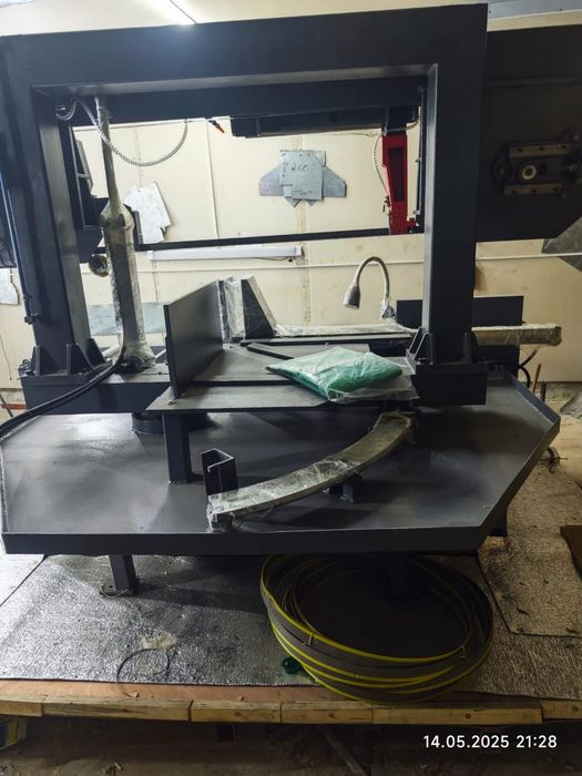 Ленточная пила  новая