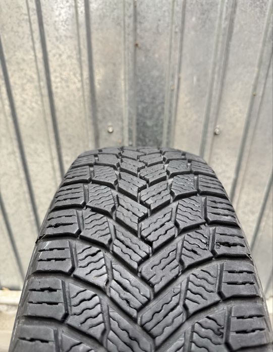 Зимние шины Michelin 185/65/15