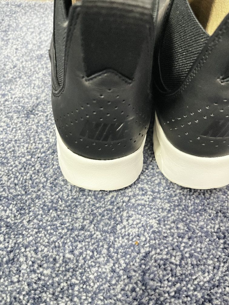 Новые женские кроссовки Nike, размер 37-38, оригинал