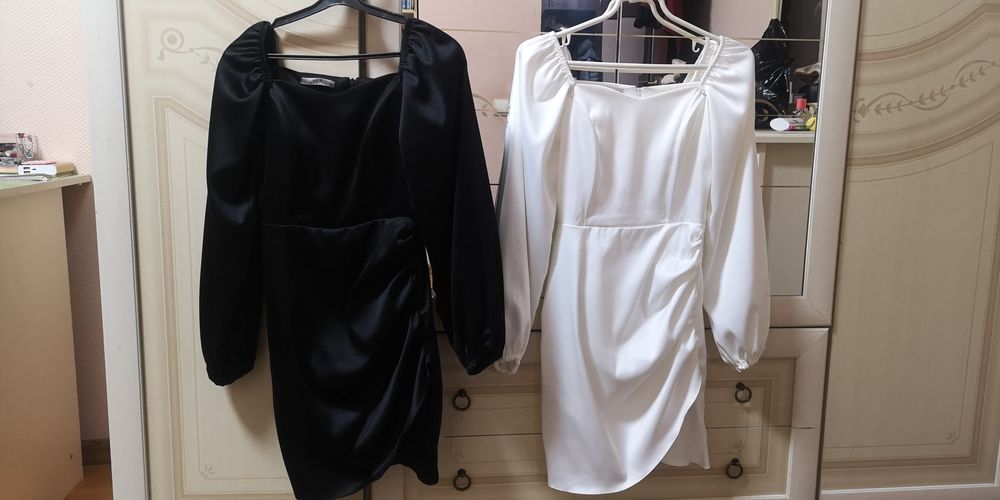 Продам платья для девочки-подростка