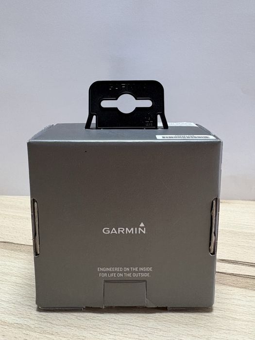 Garmin Lily Sport – елегантен смарт часовник