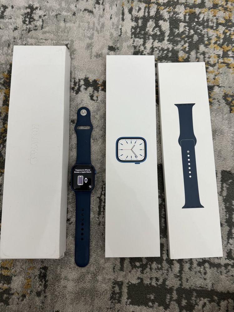 Apple watch 7 серия , 41 мм темно синий