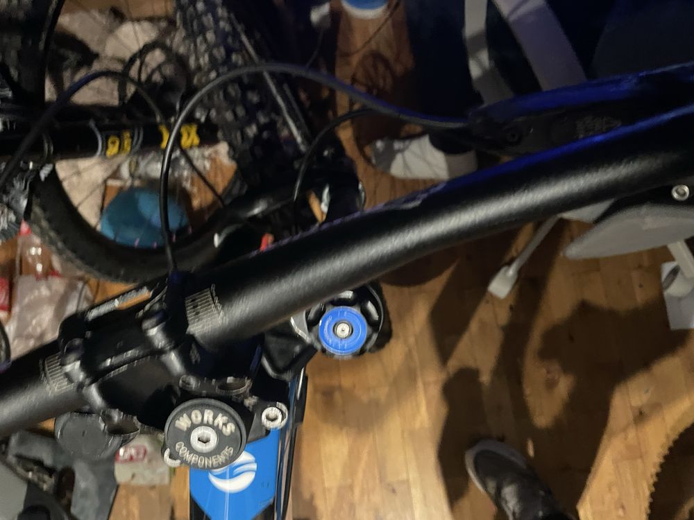 Шок Rockshox vivid r2c и вилка Rockshox Boxxer Charger