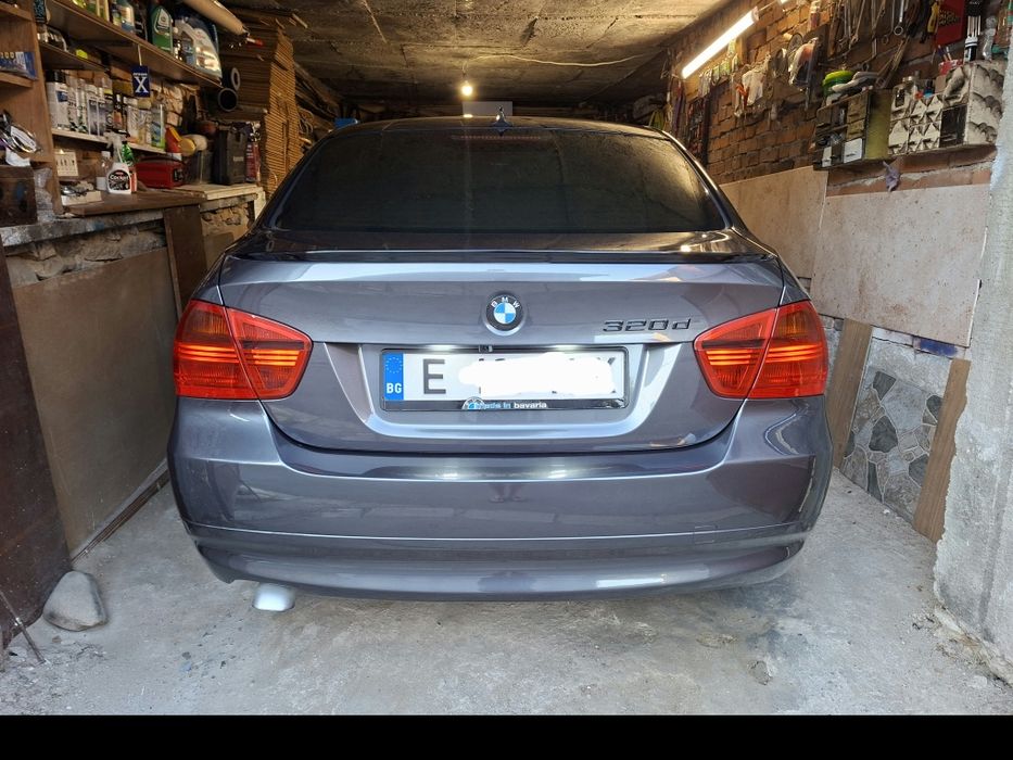 Bmw e90 задна броня/ без забележки  A22