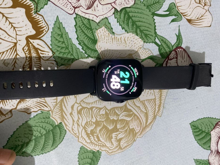 Amazfit GTS 2 smart soati sotiladi !